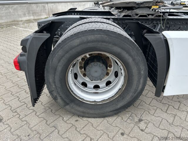 Standard tractor Mercedes-Benz Actros 1840 Streamspace / 733 dkm / Full Spoile...