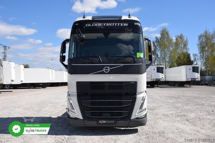 Standard tractor unit VOLVO FH 500 Globetrotter XL Varios