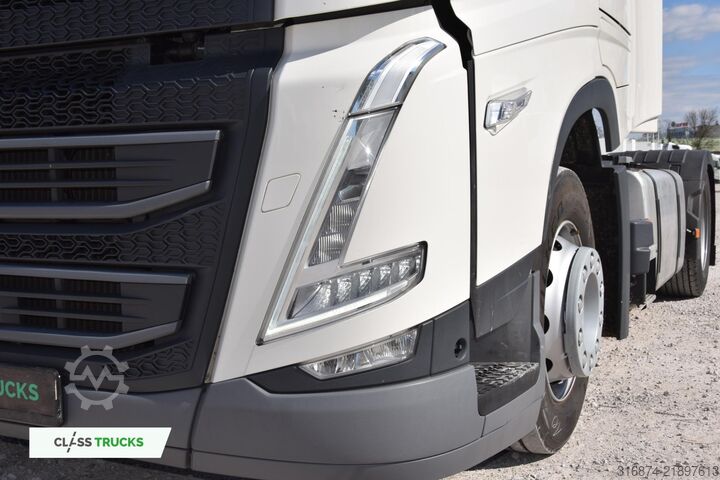 Standard tractor unit VOLVO FH 500 Globetrotter XL Varios