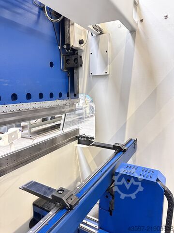 Press brake TRUMPF TrumaBend V130