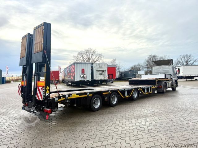 Tieflader-Sattelauflieger KÄSSBOHRER SLAR3 Tele Tiefbett Radmulden metallisiert