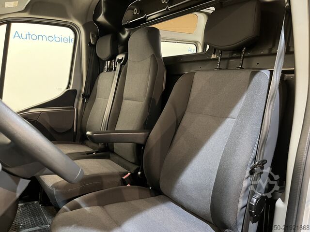 Panel van Renault Master 2.3 dCi L2H2 180 PK / Euro 6 / Airco / C...