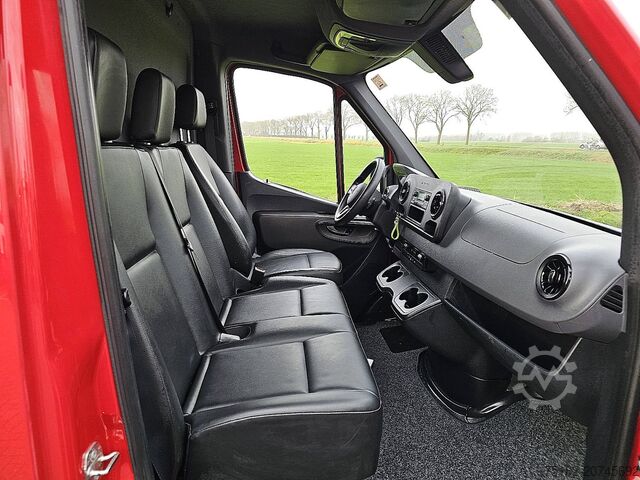 High-roof van MERCEDES-BENZ SPRINTER 214 L2H2 Airco Automaat