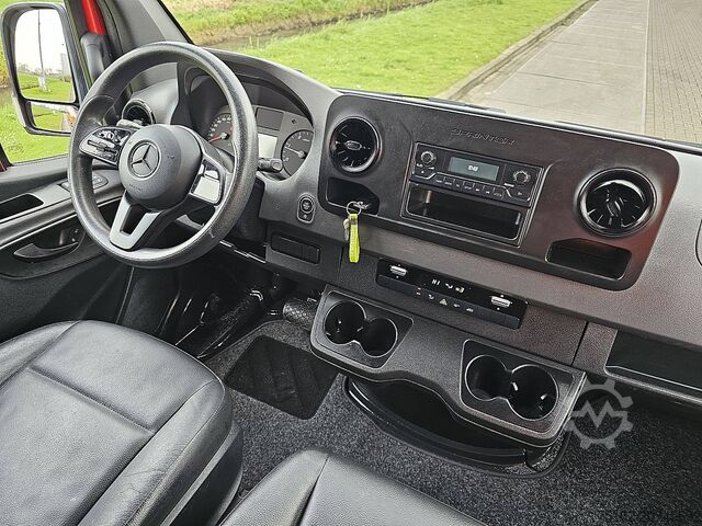 High-roof van MERCEDES-BENZ SPRINTER 214 L2H2 Airco Automaat
