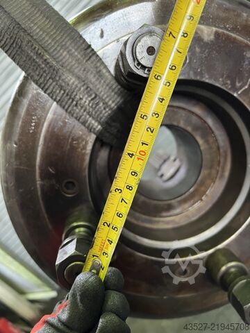 Chuck FORKARDT Dreibackenfutter F400