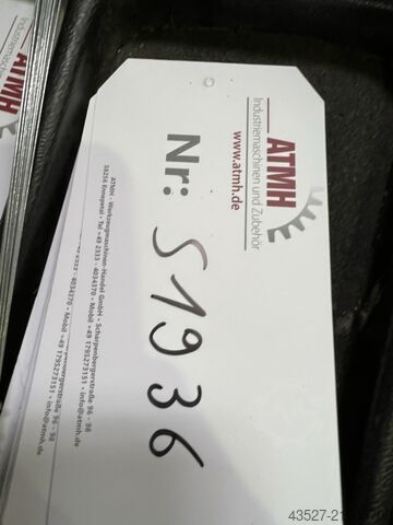 Chuck FORKARDT Dreibackenfutter F400