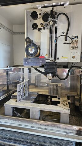 Drahterodiermaschine FANUC Alpha 1iC XL
