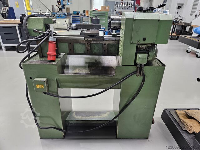 CNC-Drehmaschine WEILER Primus Leit- und Zugspindeldrehmaschinen