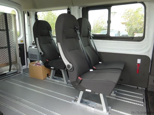 Minibus FORD Transit Kombi 350 L2H2 Trend AT KMP Ramp 2xKlima
