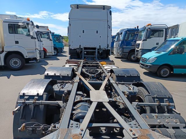 Swap body truck MERCEDES-BENZ Actros 2542 / Volumen / German / wenig KM