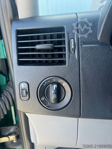 High top van VOLKSWAGEN Crafter 2,5 TDI 35 L2H2 Hochdach WEBASTO AHK EU4