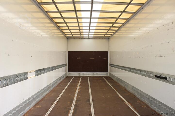 LKW mit Kofferaufbau Mercedes-Benz Atego 1221 E6  Koffer Klima Kamera LBW Nur 85 Tkm