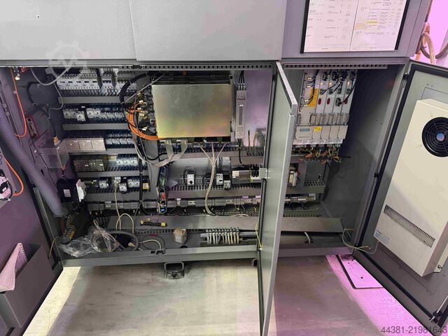 Universal machining center Deckel Maho DMU 60 T
