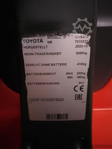 Electric Pallet Truck Toyota LWE200 // Elektro // 2350 mm Gabeln
