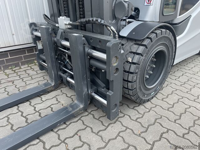 4-Rad Elektro Gabelstapler, STILL, RX60 STILL RX60-50/600 | Battery 99% capacity | NEW Wheels