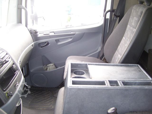 Transporter mit Koffer MERCEDES-BENZ Atego 816 Bluetec5 LBW