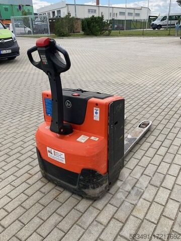 Niederhubwagen BT LWE160