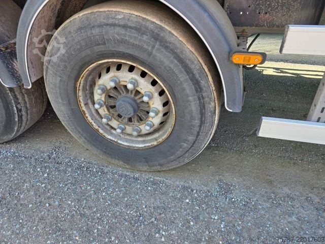 Tipper semitrailer WIELTON 50 cbm Getreidemulde, Pendelklappe,Kornschieber