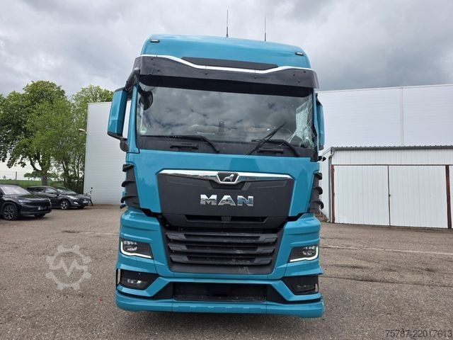 Standard tractor unit MAN 18.470 TGX XXL Unfall, Retarder, 2 Kreis Hydr.
