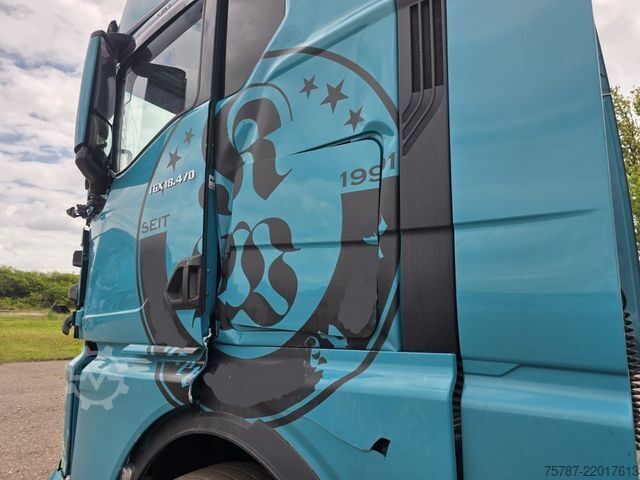 Standard tractor unit MAN 18.470 TGX XXL Unfall, Retarder, 2 Kreis Hydr.