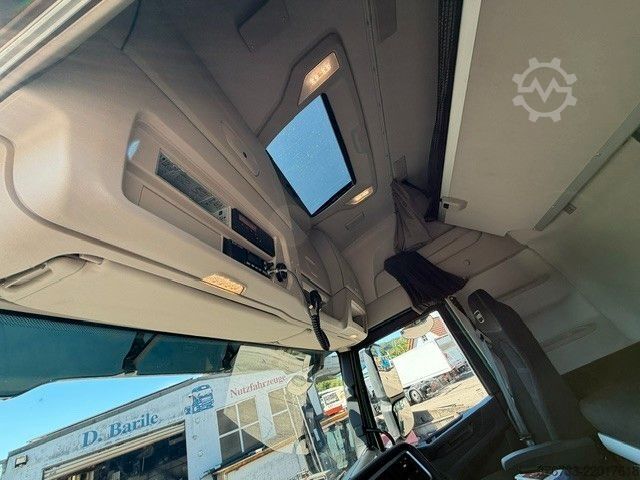 Heavy-duty truck IVECO S-Way AS440S51TX/FP 6x2 Intarder ¤6D Hydr. 50to.