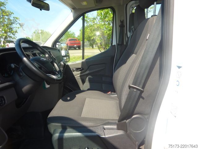 Pick-up van FORD Transit Doka Pritsche 350 L2 Trend 130PS 4x4
