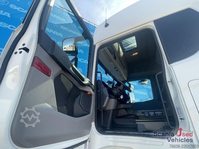 Standard tractor unit Scania R 460 A4x2NA DIFF-L RETARDER SUPER PARK AIRCO ACC