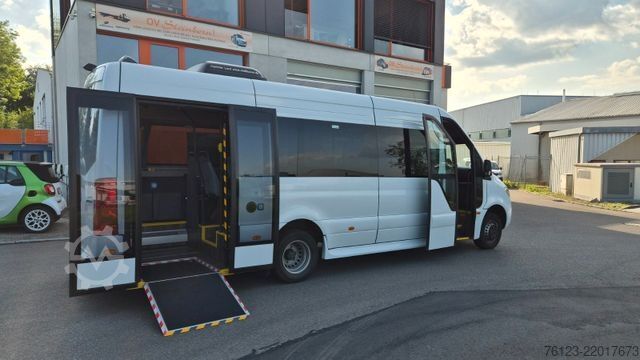 Minibus MERCEDES-BENZ Sprinter 515 Heckniederflur 2 x vorhanden