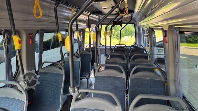 Minibus MERCEDES-BENZ Sprinter 515 Heckniederflur 2 x vorhanden