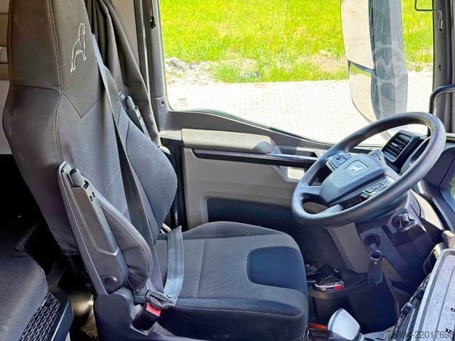 Wrecker MAN TGX 35.580 * ABSCHLEPPWAGEN 9,00m * 8x4 * TOP