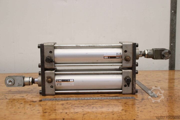 Pneumatic cylinder 2 pieces SMC C95SDB 80-200