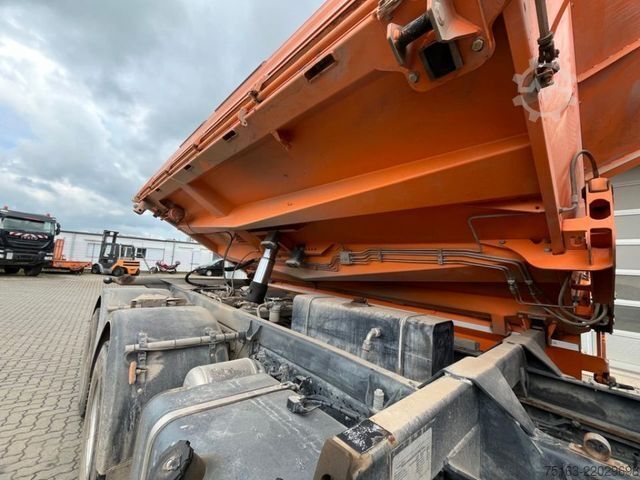 Tipper truck IVECO TRACKER AD380T/P 500 3-Achs Kipper Bordmatik lin