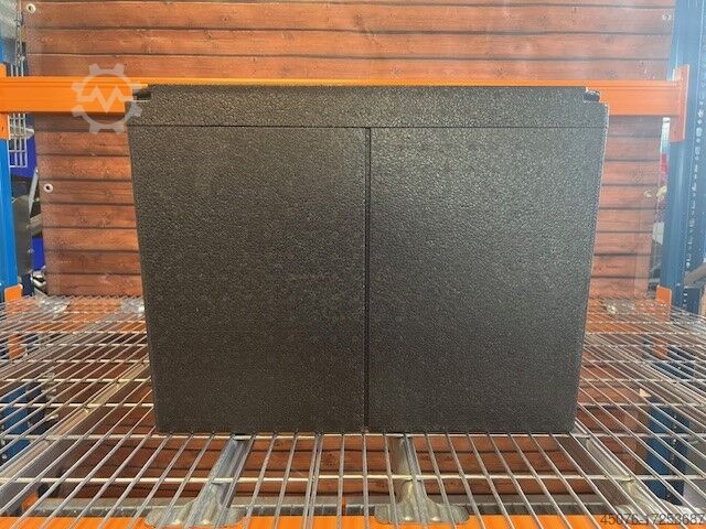 2000 cool boxes incl. ice packs  