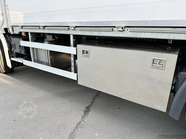 Ladepritsche Scania R560 6x2-4 BL Baustoff-Pritsche FASSI 2.24