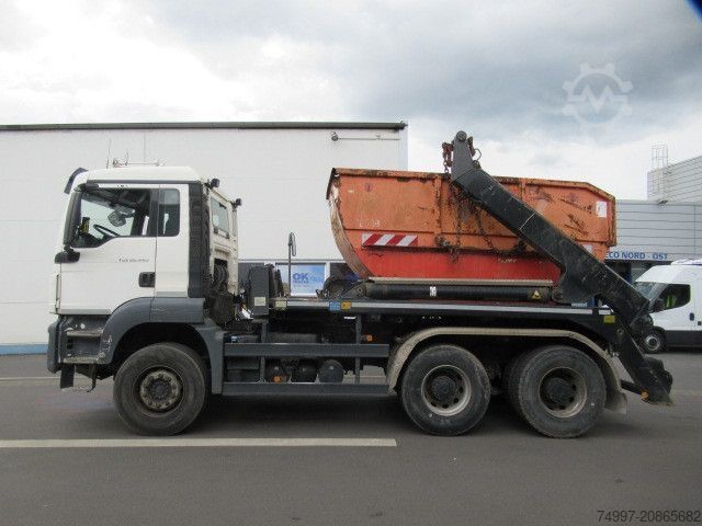 LKW-Fahrgestell MAN 26.440 / 6 x 4 / Meiller