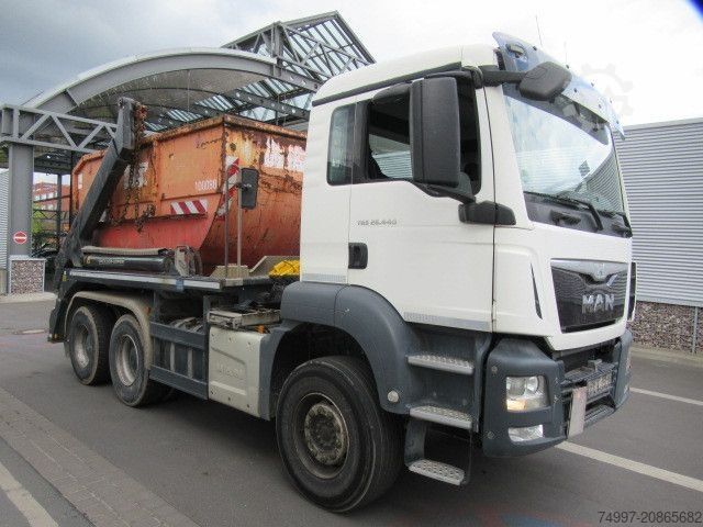 LKW-Fahrgestell MAN 26.440 / 6 x 4 / Meiller