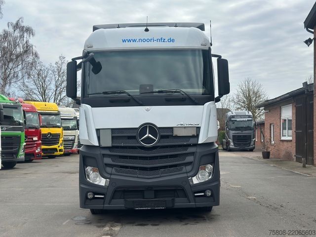 Volume tractor unit MERCEDES-BENZ Actros 1845 Mega Retarder ACC Spur. As. HU 3x