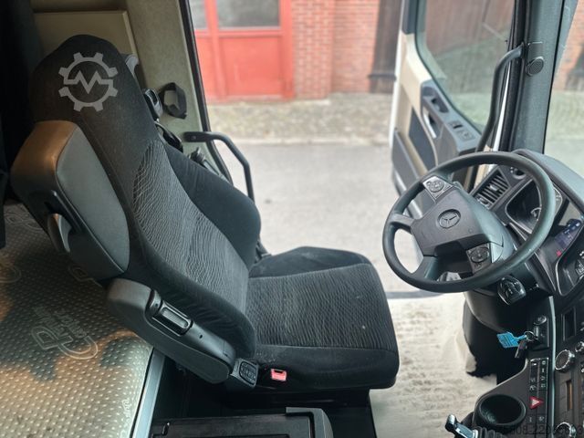 Volume tractor unit MERCEDES-BENZ Actros 1845 Mega Retarder ACC Spur. As. HU 3x