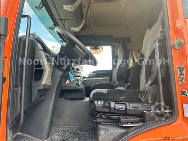 Roll-off tipper truck MAN TGS 18.500 Abroller HIAB XR72 CITY Navi LGS