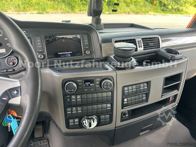 Roll-off tipper truck MAN TGS 18.500 Abroller HIAB XR72 CITY Navi LGS