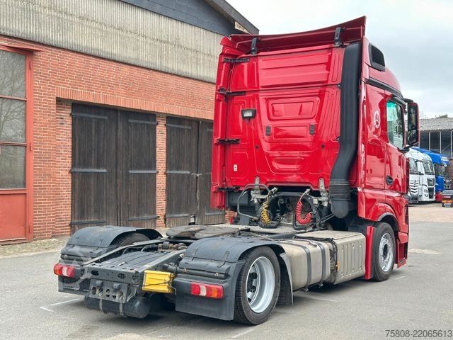 Volume tractor unit MERCEDES-BENZ Actros 1845 X-LOW Retarder 2Tanks ACC