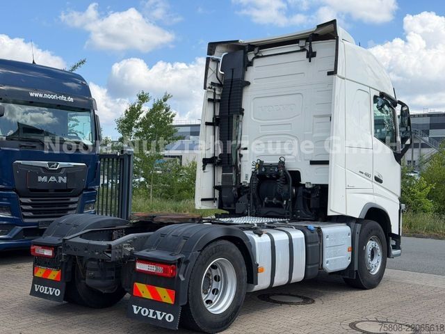Standard tractor unit VOLVO FH460 2- Hydraulik PTO Globetrotter I-Park ACC