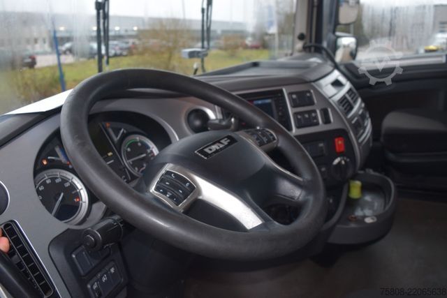 Standard tractor unit DAF XF460 SSC 2Tanks Standklima ACC LDWS