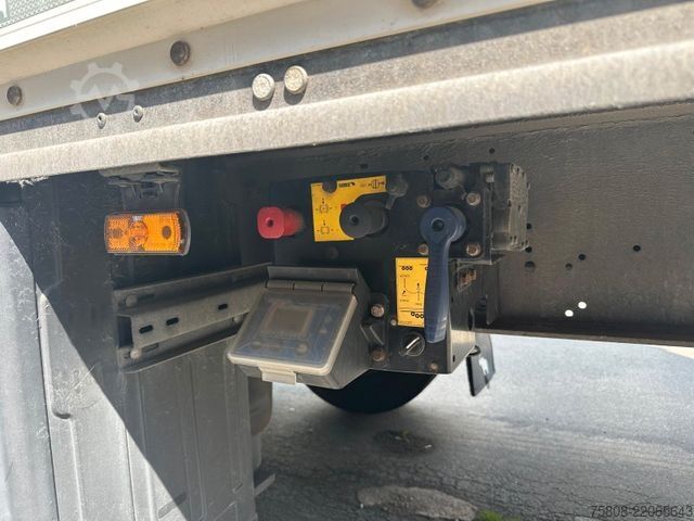 Box semitrailer SCHMITZ CARGOBULL SKO 24 / 13,62 FP25 Iso Alufelgen Lift