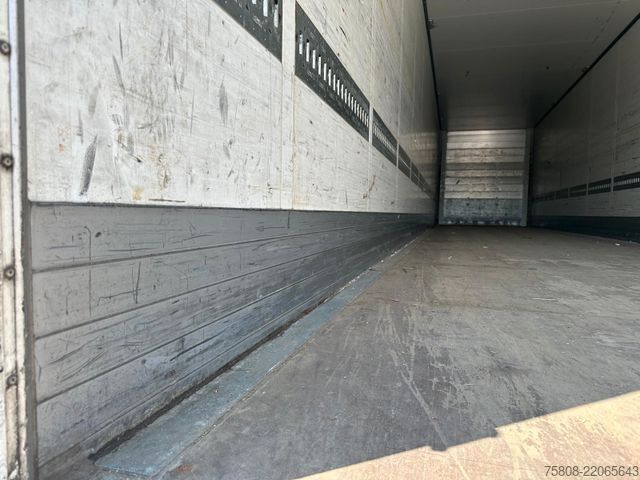 Box semitrailer SCHMITZ CARGOBULL SKO 24 / 13,62 FP25 Iso Alufelgen Lift