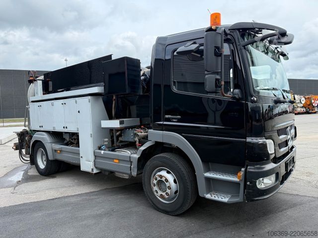 Vacuum tank truck MERCEDES-BENZ Atego 1524 4x2 Hvidtved Larsen Cityline 206