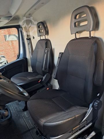 Minibus PEUGEOT Boxer Kasten L1 H1 Klima Kamera Tempo Tüv E6