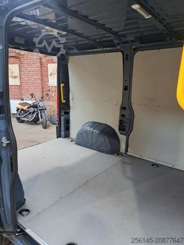 Minibus PEUGEOT Boxer Kasten L1 H1 Klima Kamera Tempo Tüv E6