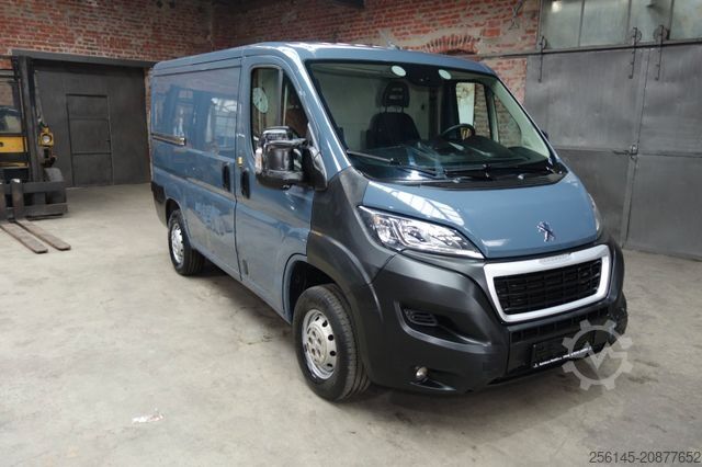 Minibus PEUGEOT Boxer Kasten L1 H1 Klima Kamera Tempo Tüv E6