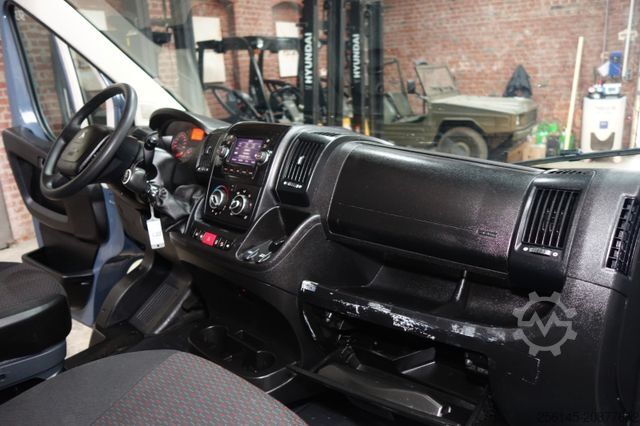 Minibus PEUGEOT Boxer Kasten L1 H1 Klima Kamera Tempo Tüv E6